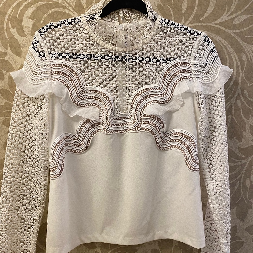 Fabulous white Self Portrait blouse